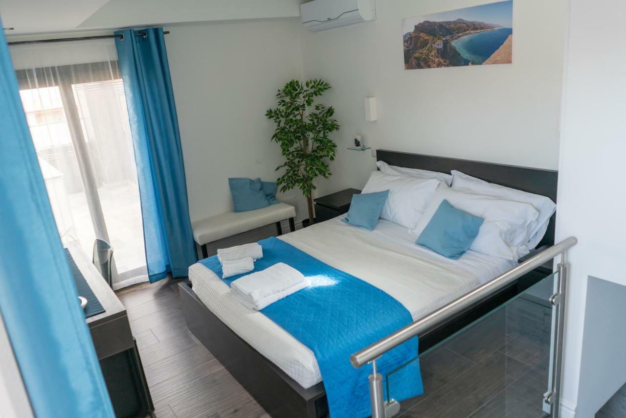Marranzanu Rooms Santa Teresa Di Riva Exterior photo